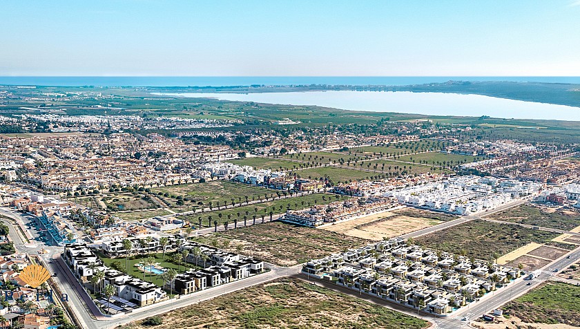 Bungalow en planta alta en excelente ubicación en Quesada