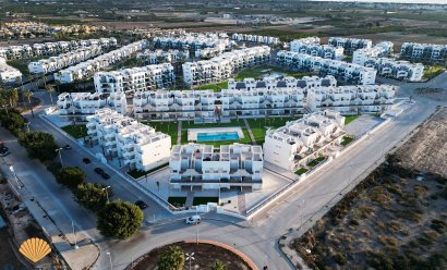 Apartamento - Obra nueva - El Raso -
                El Raso