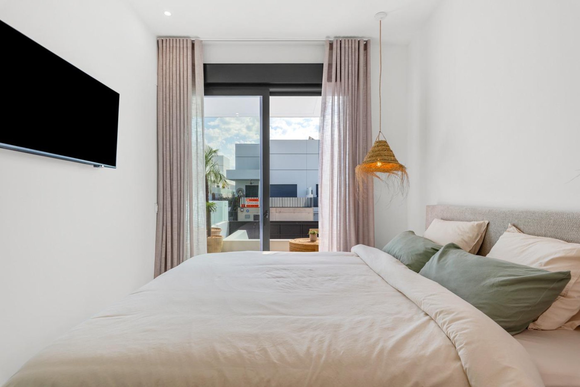 New Build - town house -
Dolores - Sector 3