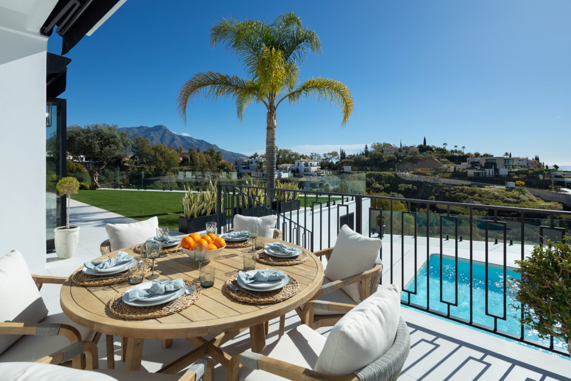 New Build - Villa -
Benahavís