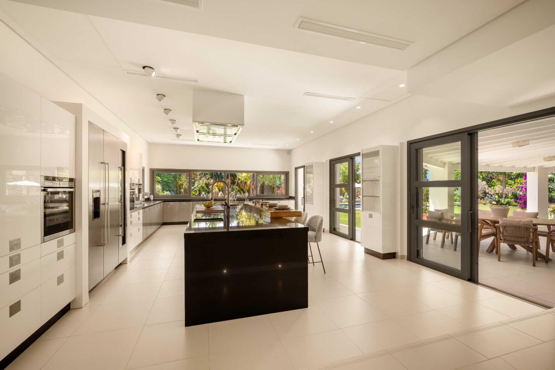 New Build - Villa -
Marbella