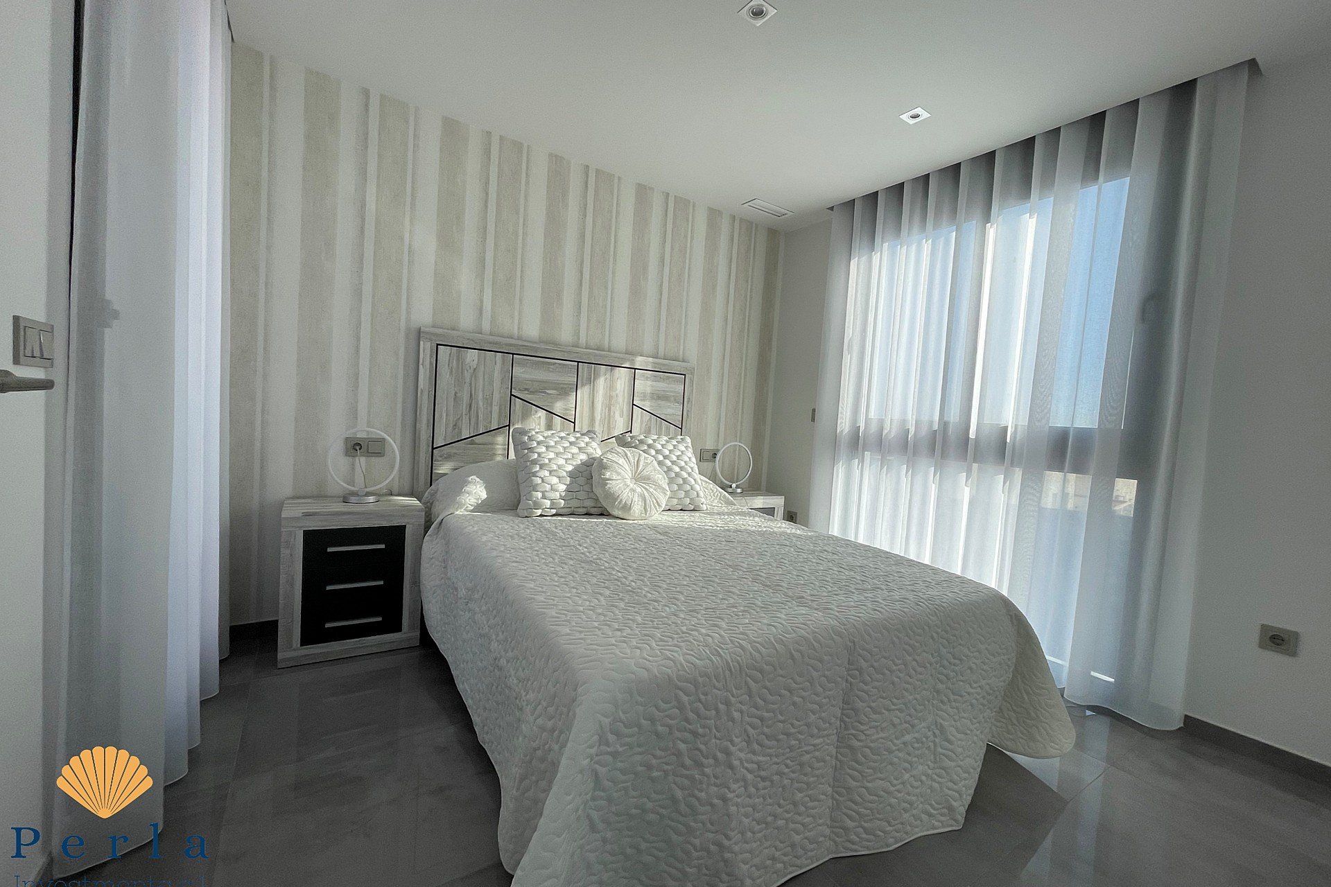 New Build - Villa -
Pilar de la Horadada