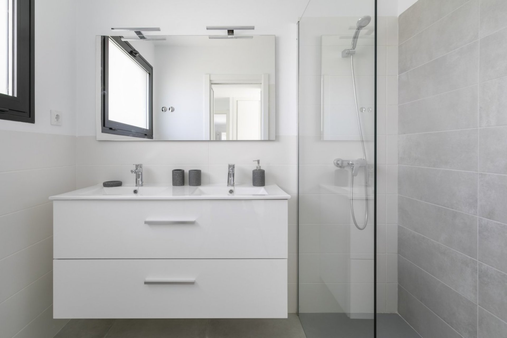 Nýbygging - Einbýlishús -
Calasparra - Coto Riñales