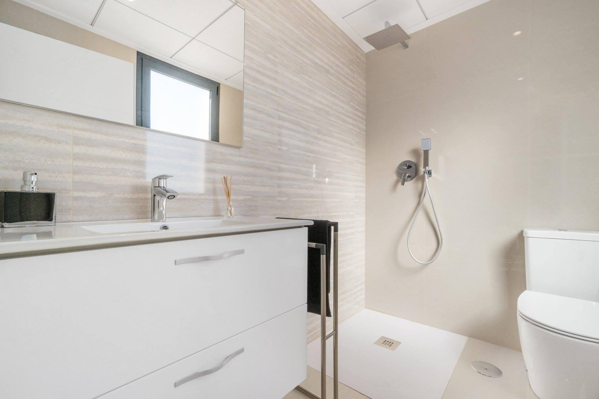 Nýbygging - Einbýlishús -
Los Montesinos - La Herrada