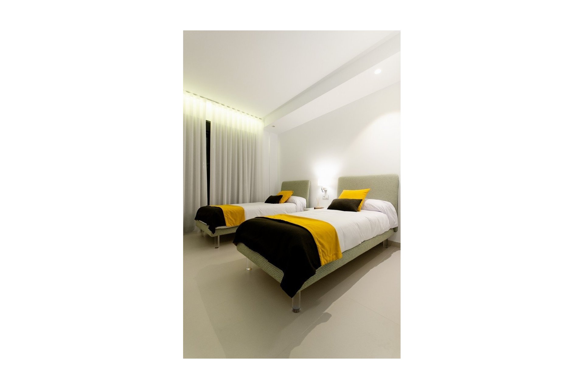 Nýbygging - Einbýlishús -
Orihuela Costa - Campoamor