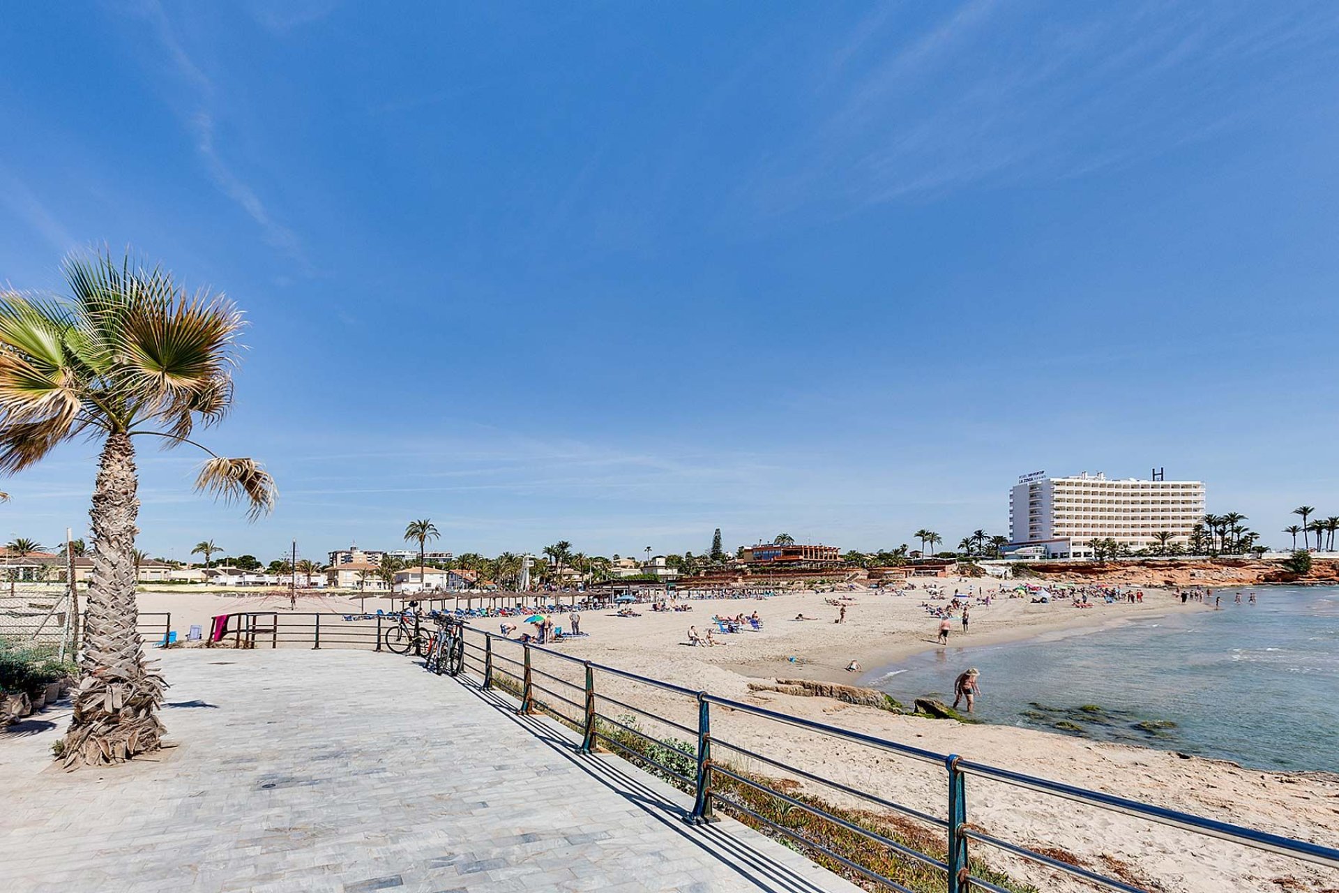 Nýbygging - Einbýlishús -
Orihuela Costa - La Zenia