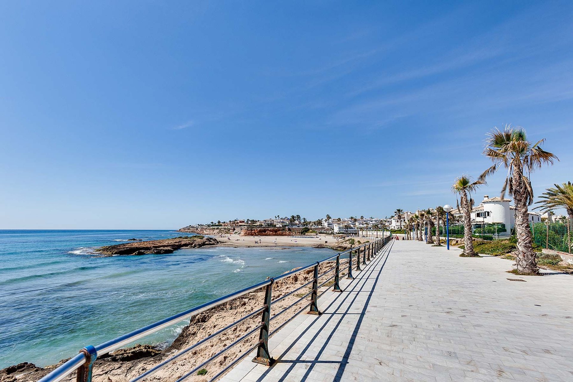 Nýbygging - Einbýlishús -
Orihuela Costa - La Zenia