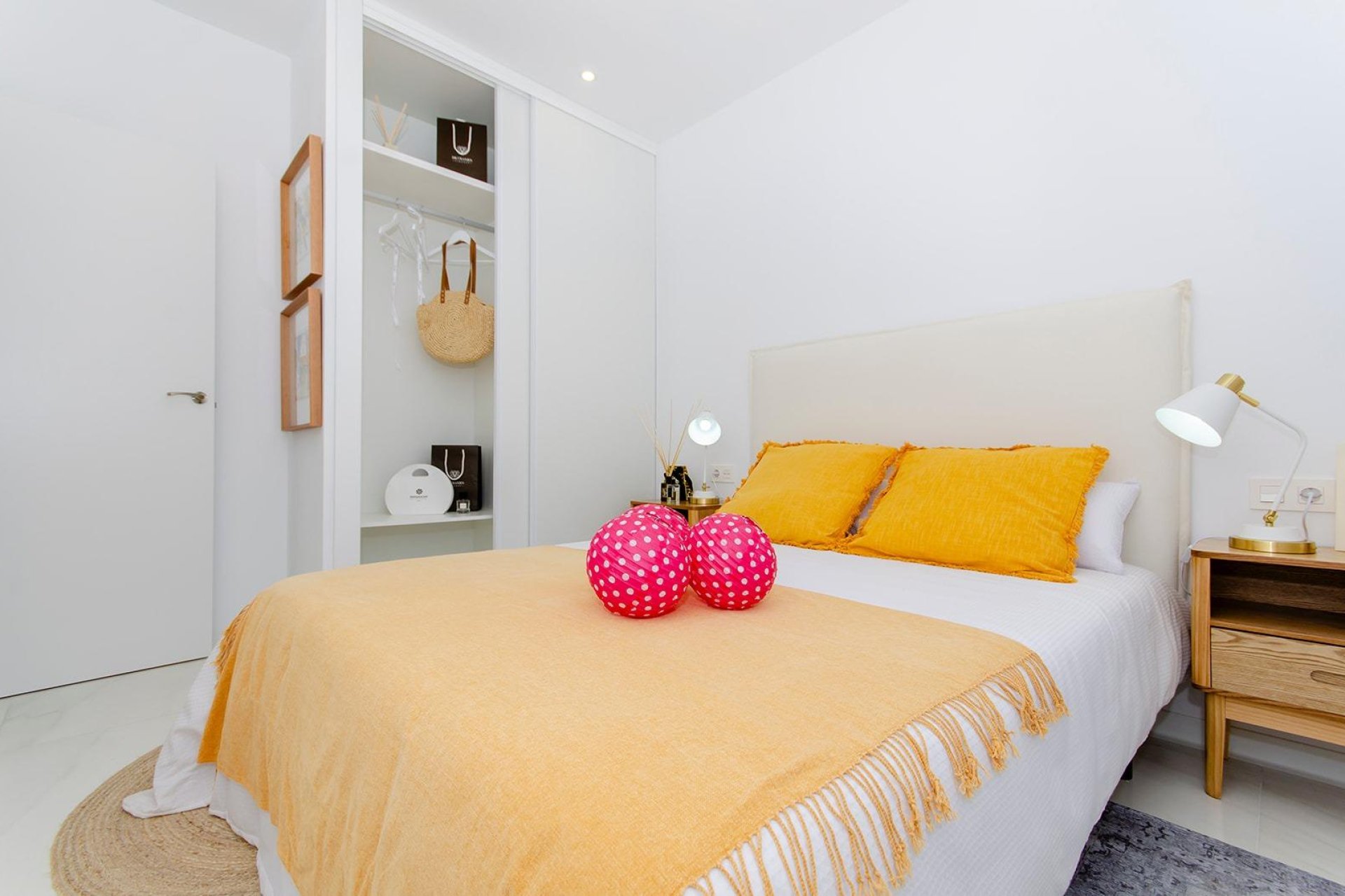Nýbygging - Einbýlishús -
Orihuela - Vistabella Golf