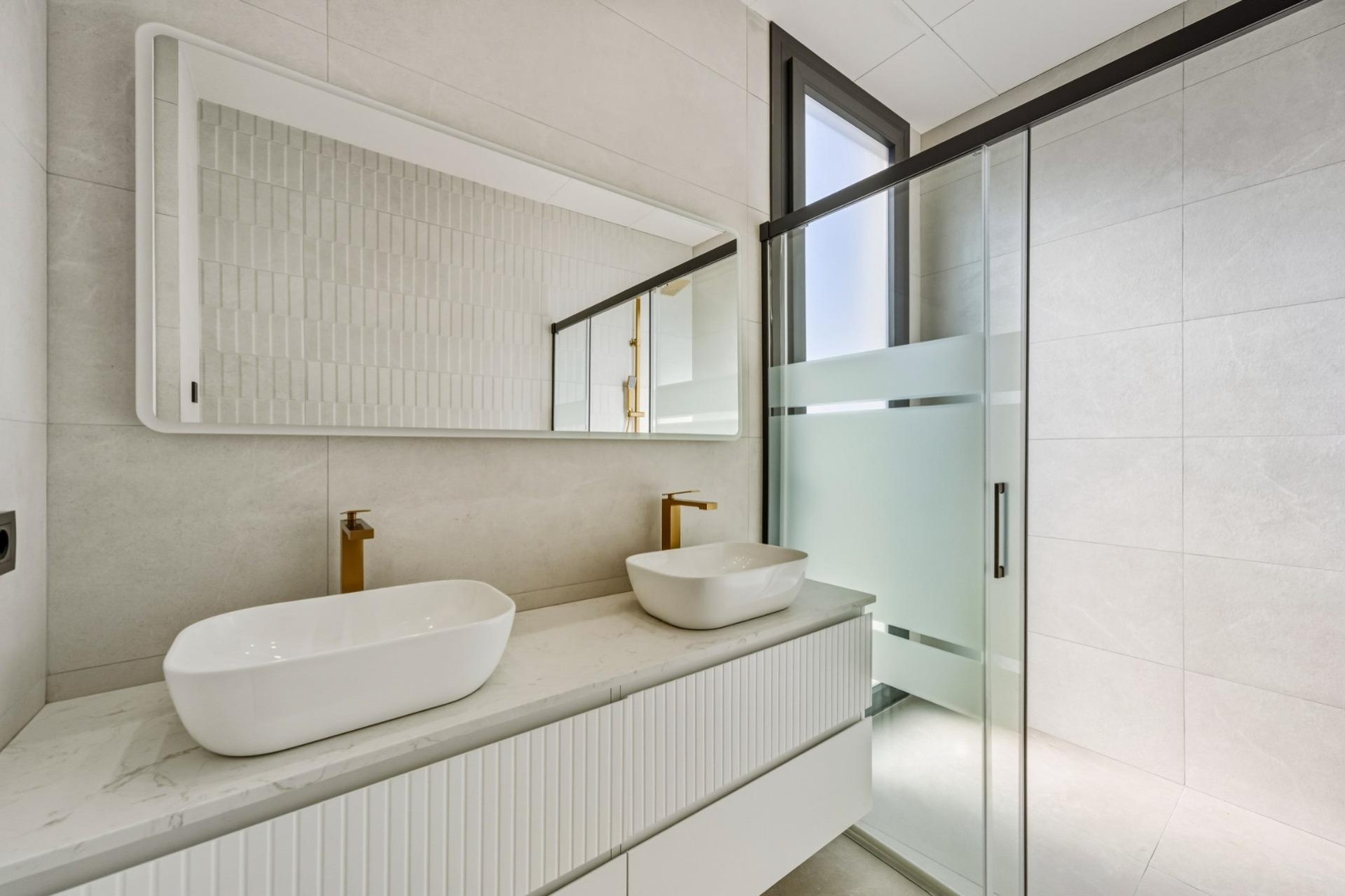 Nýbygging - Einbýlishús -
Polop - La Alberca