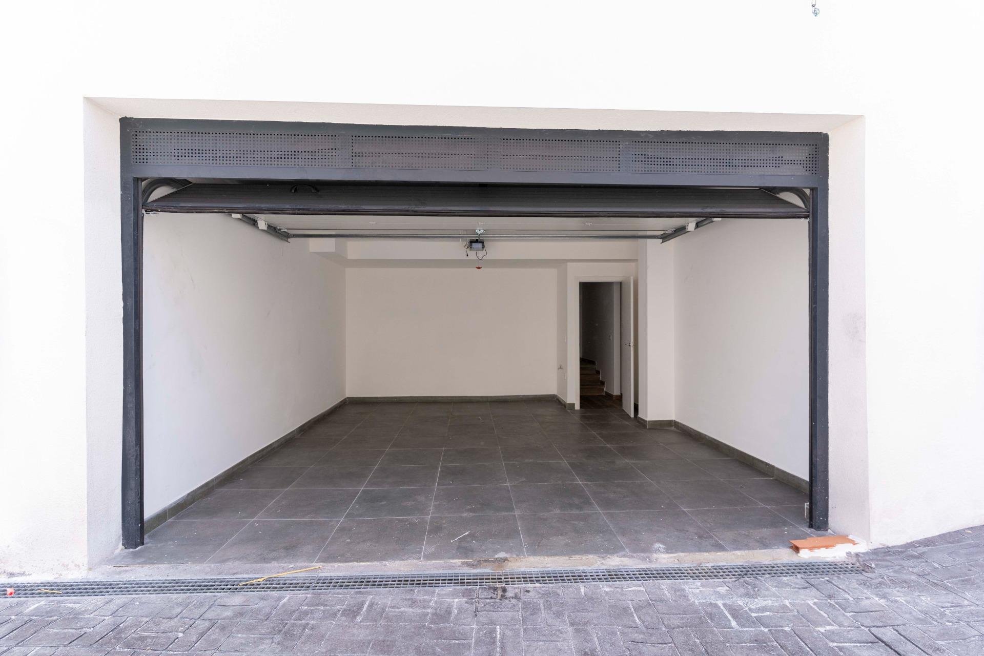 Nýbygging - Einbýlishús -
Polop - La Alberca