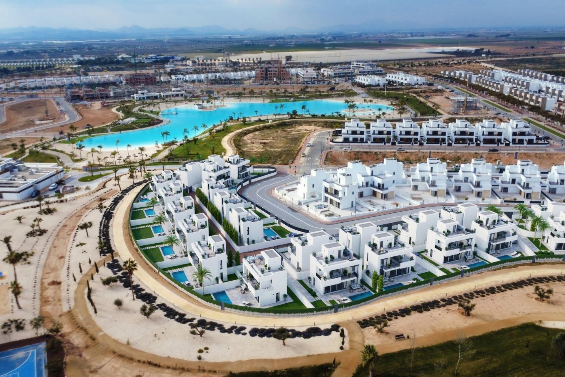 Nýbygging - Einbýlishús -
Torre Pacheco - Santa Rosalia Lake And Life Resort