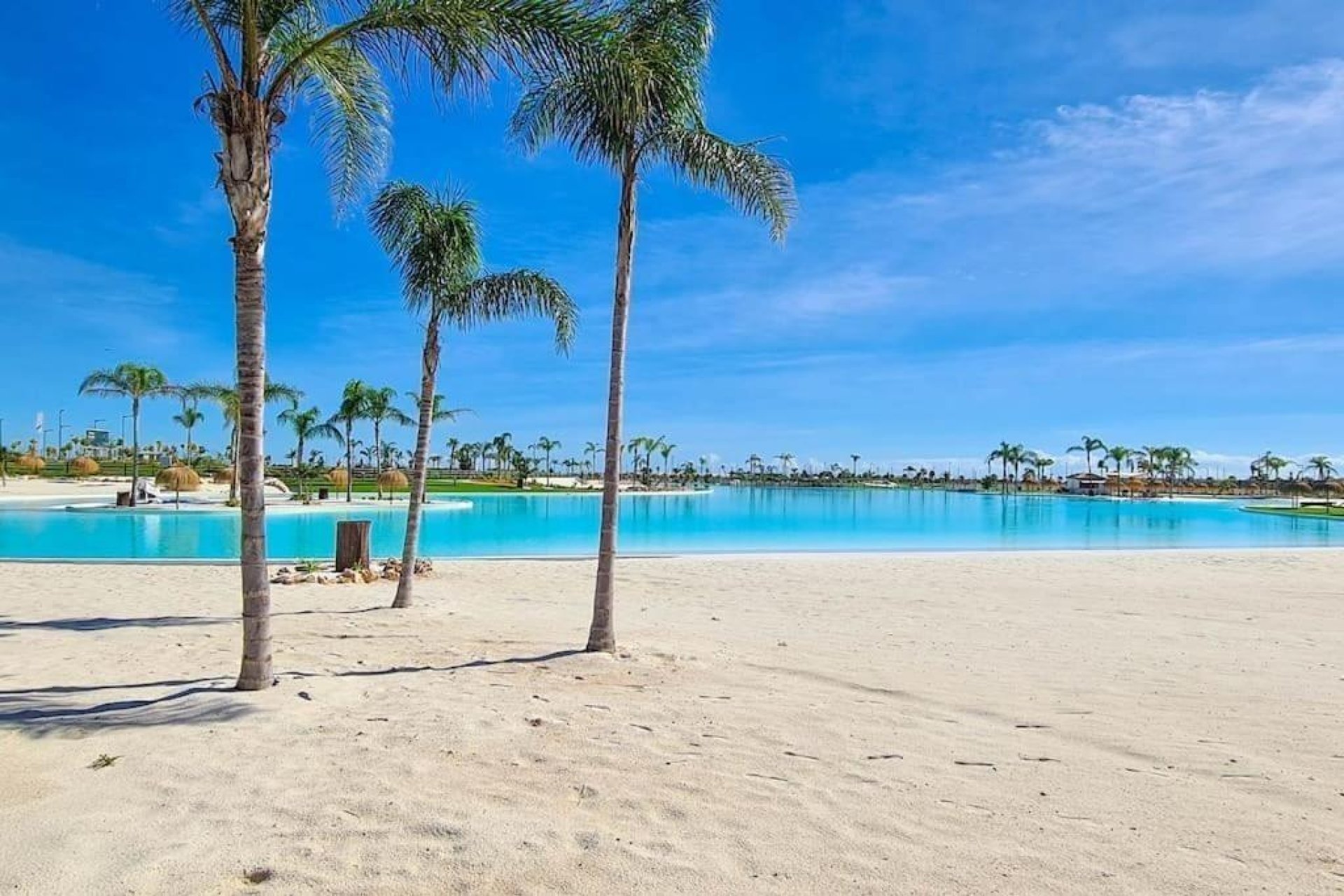 Nýbygging - Einbýlishús -
Torre Pacheco - Santa Rosalia Lake And Life Resort