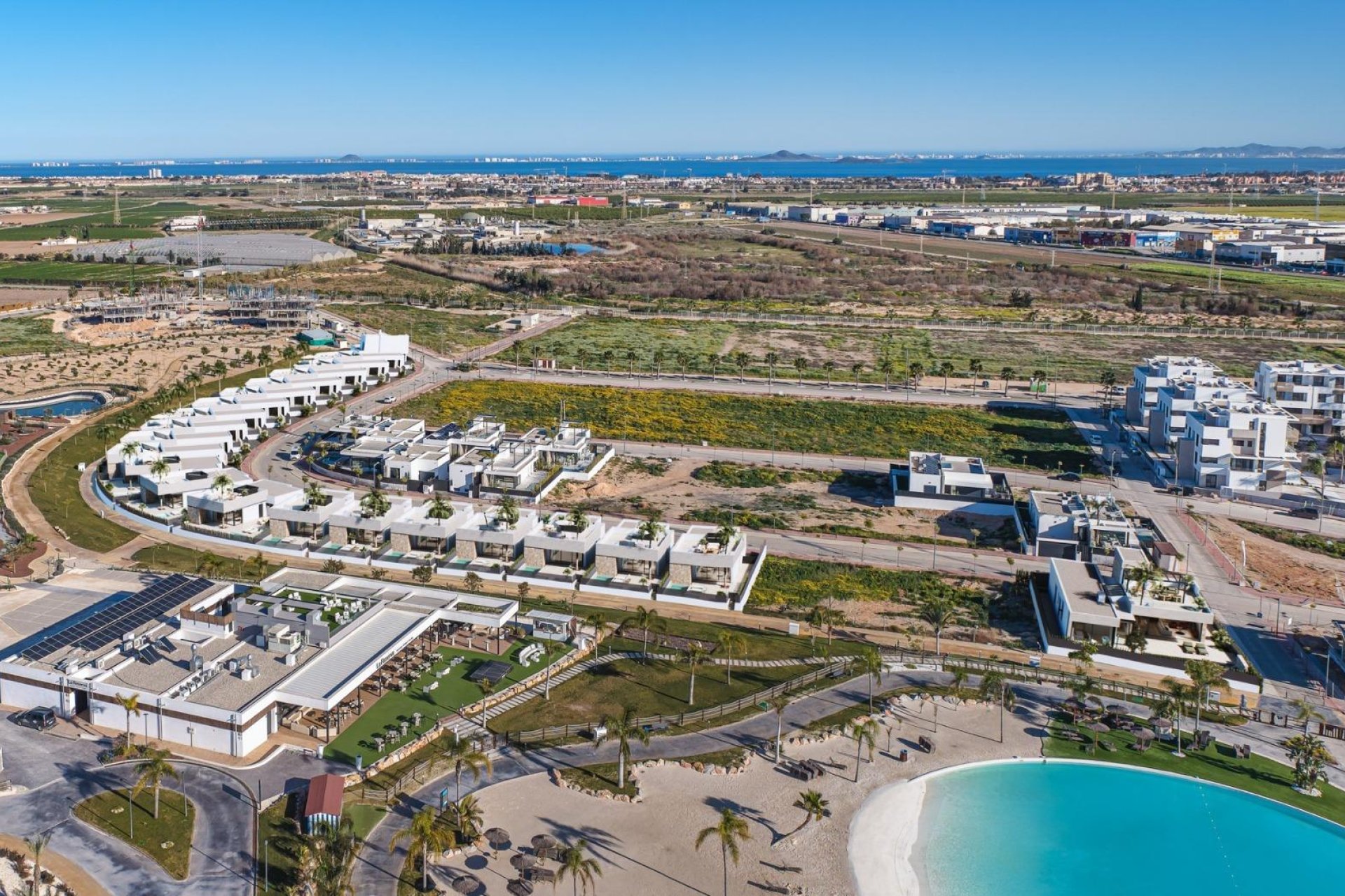 Nýbygging - Einbýlishús -
Torre Pacheco - Santa Rosalia Lake And Life Resort
