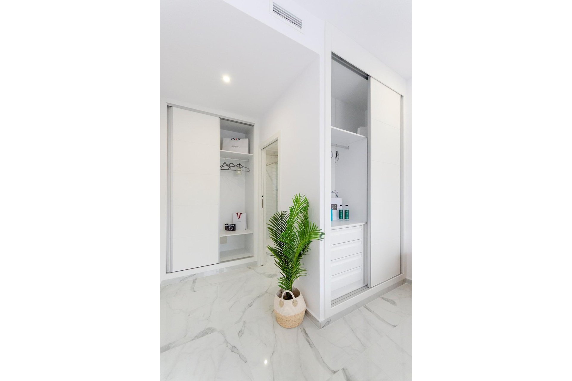 Nýbygging - Einbýlishús -
Torrevieja - Torretas