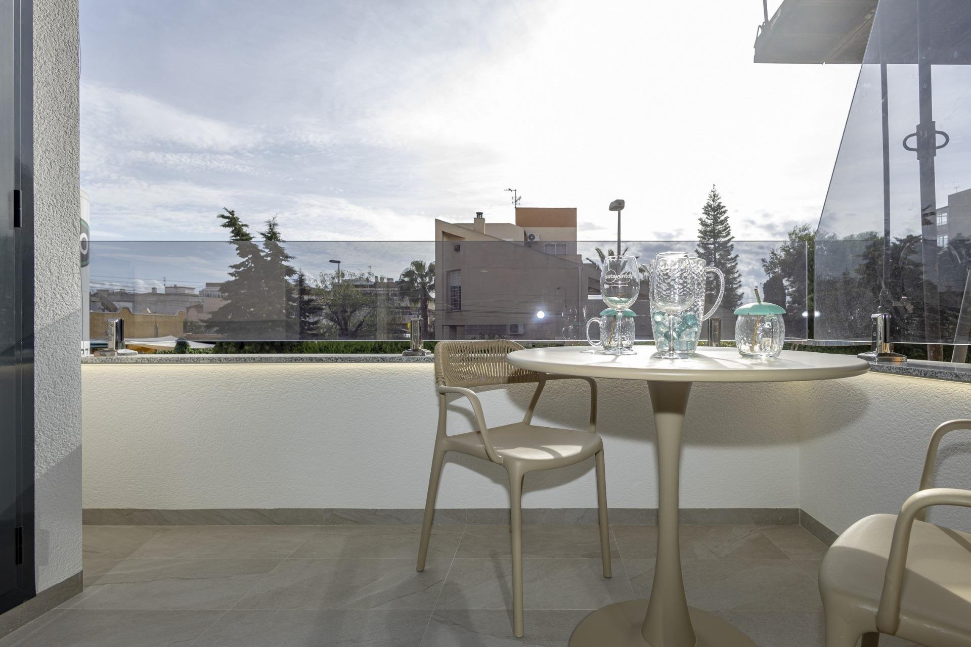 Nýbygging - Íbúð -
Torrevieja - Nueva Torrevieja