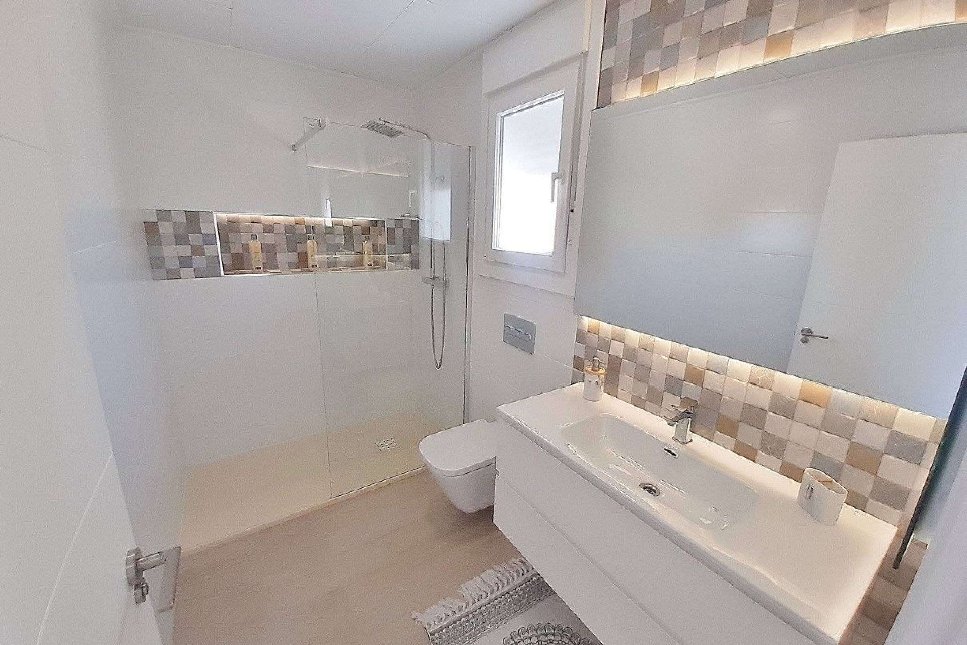 Nýbygging - town house -
Avileses