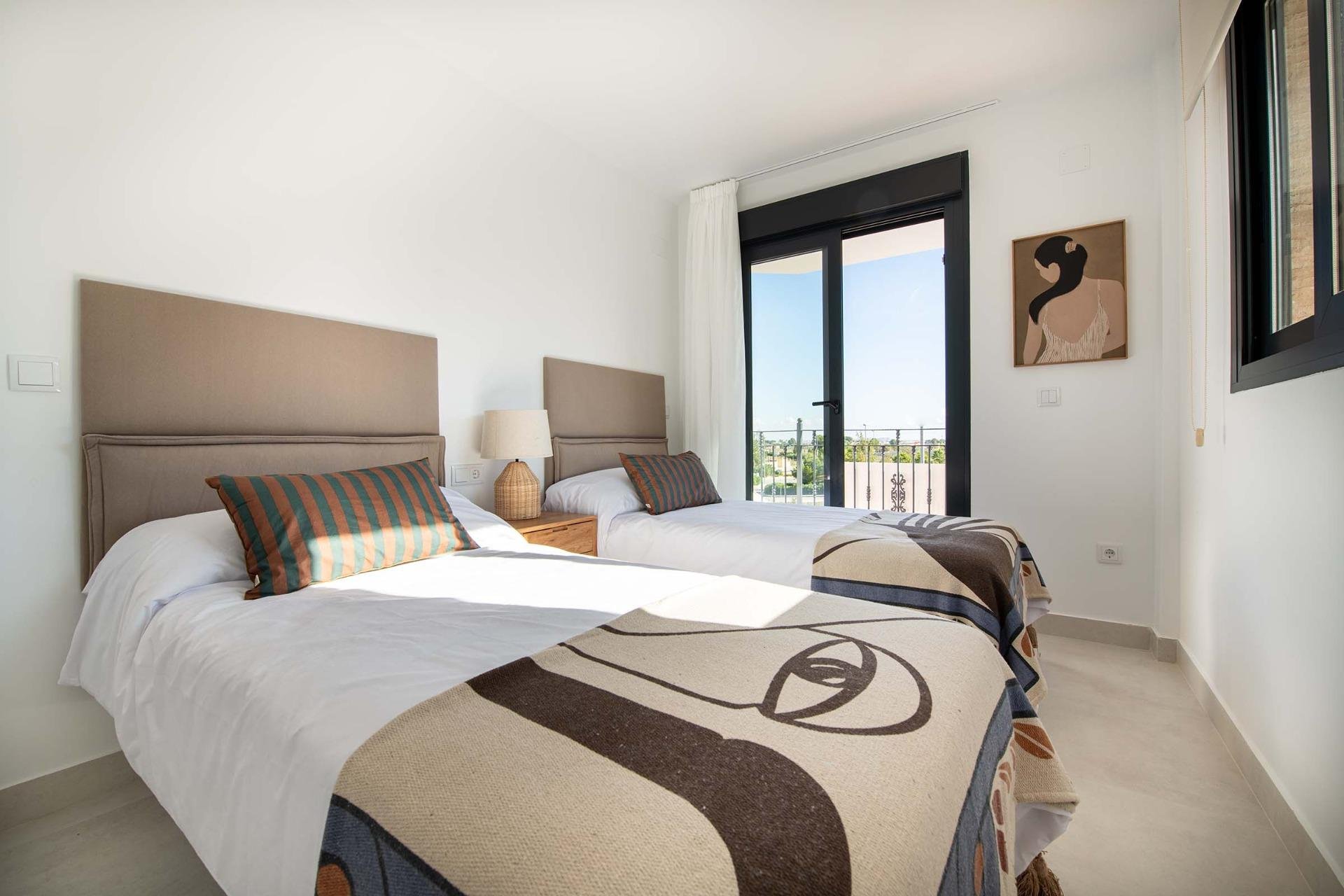 Nýbygging - town house -
Cox - San Fernando