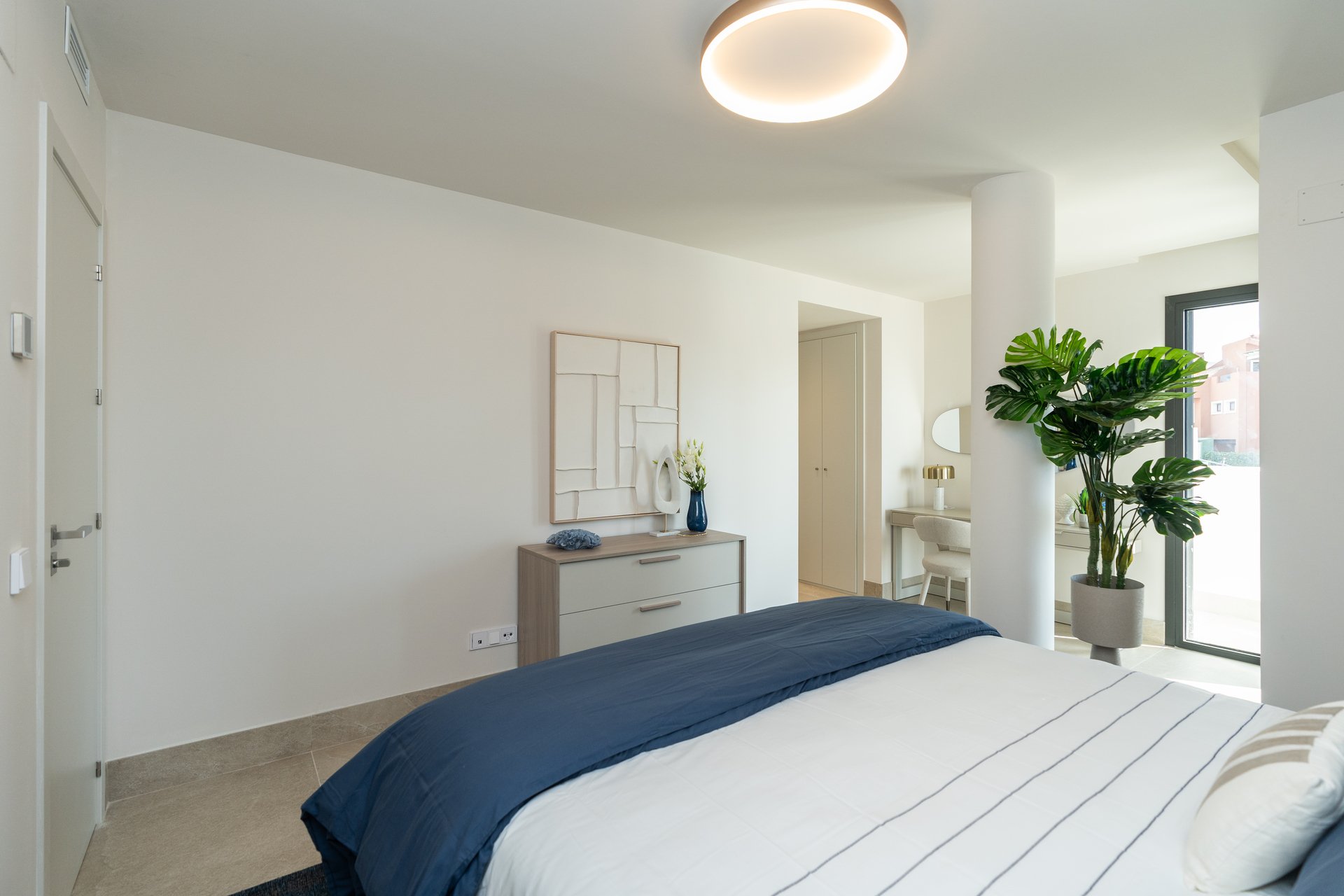 Obra nueva - Apartamento -
Benahavís