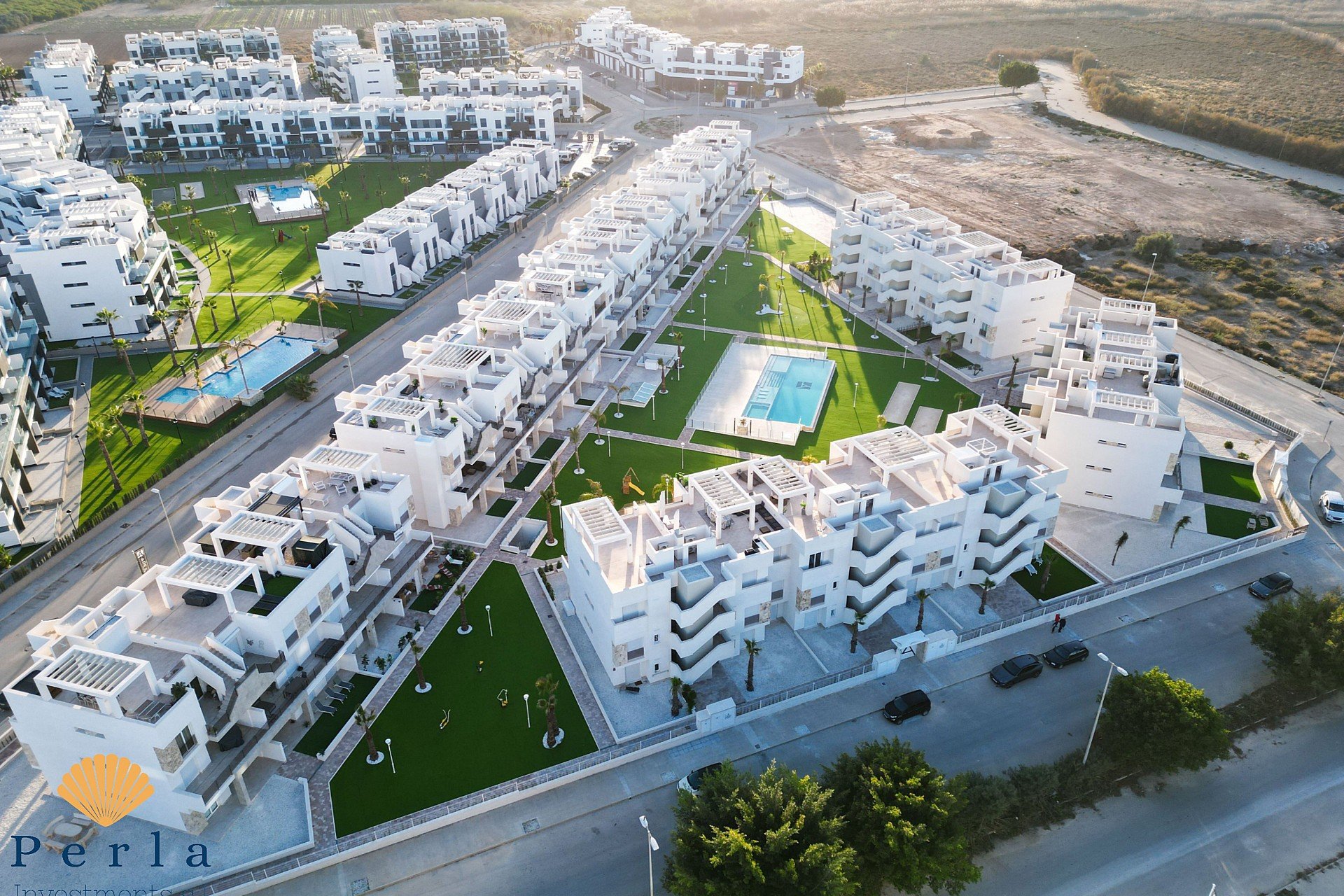 Obra nueva - Apartamento -
El Raso