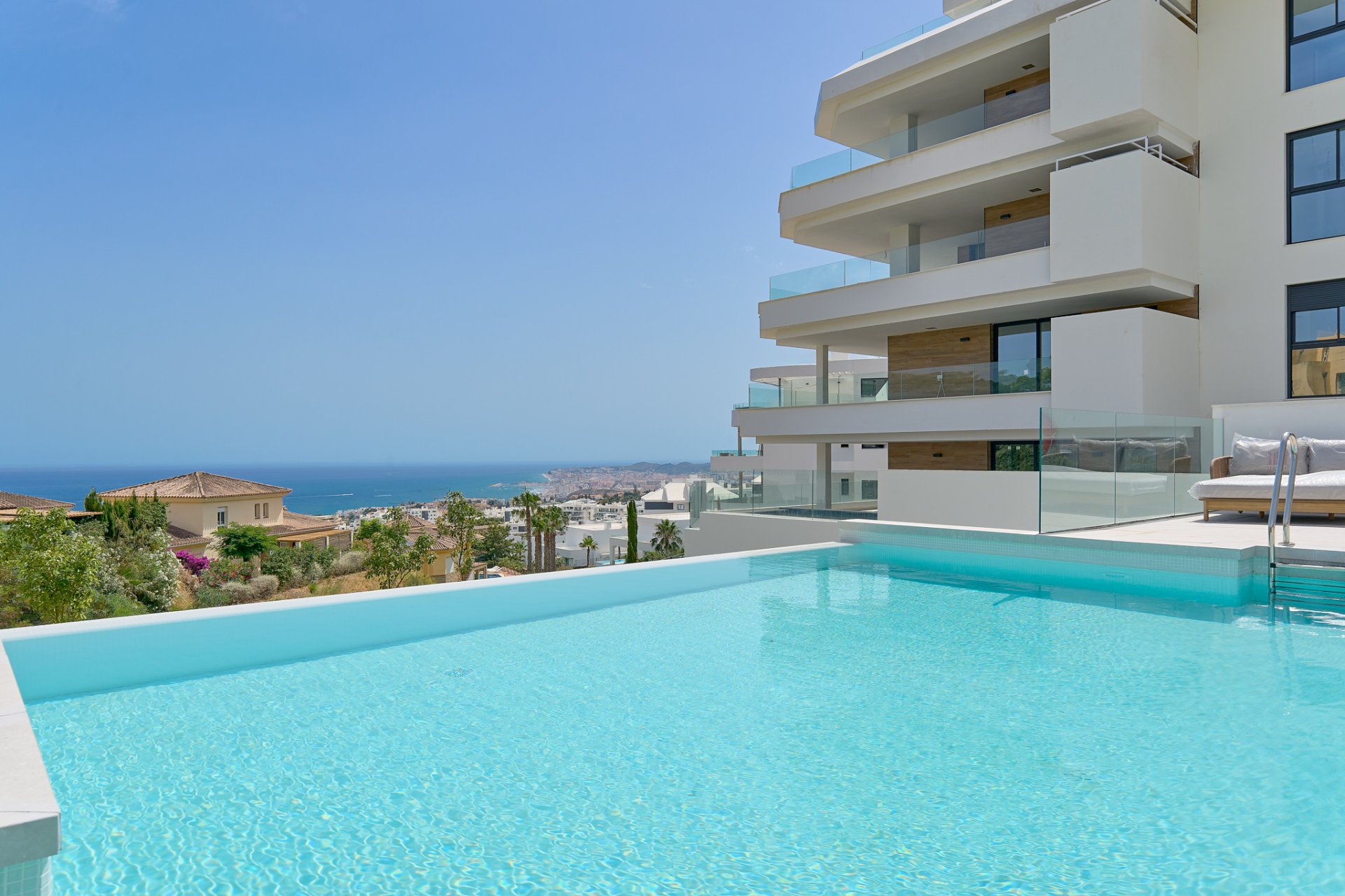Obra nueva - Apartamento -
Fuengirola
