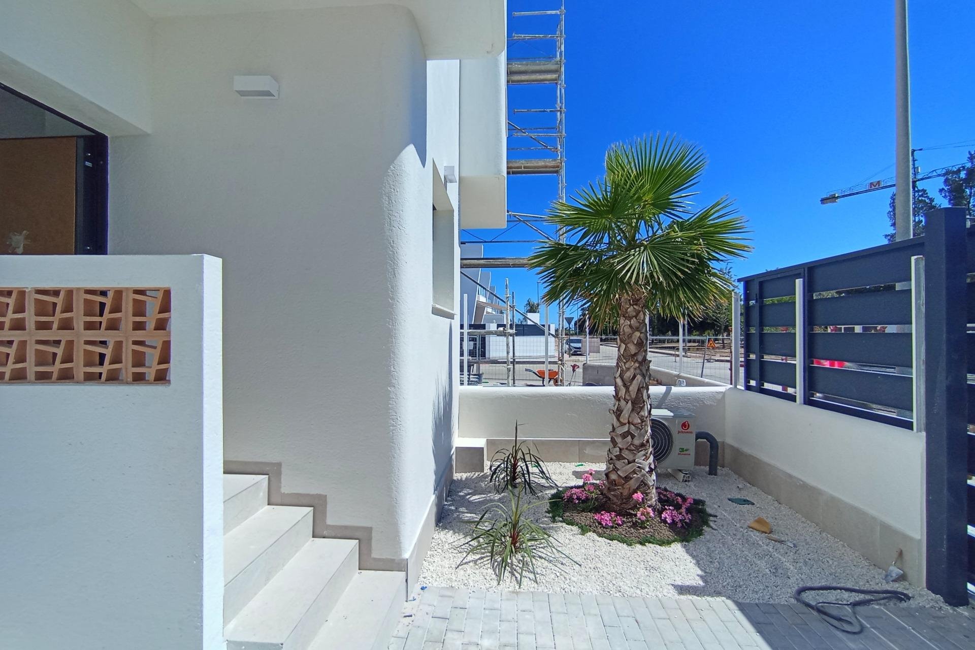 Obra nueva - Bungalow -
Dolores - Sector 3