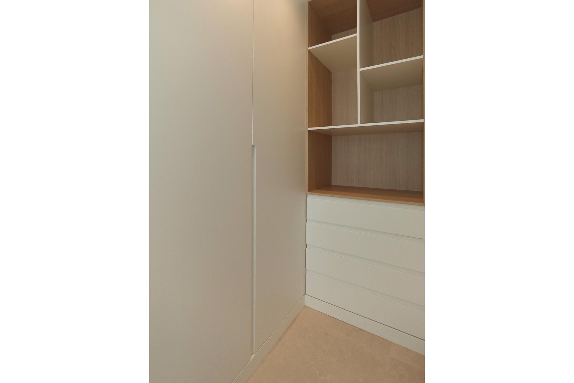 Obra nueva - Bungalow -
Dolores - Sector 3