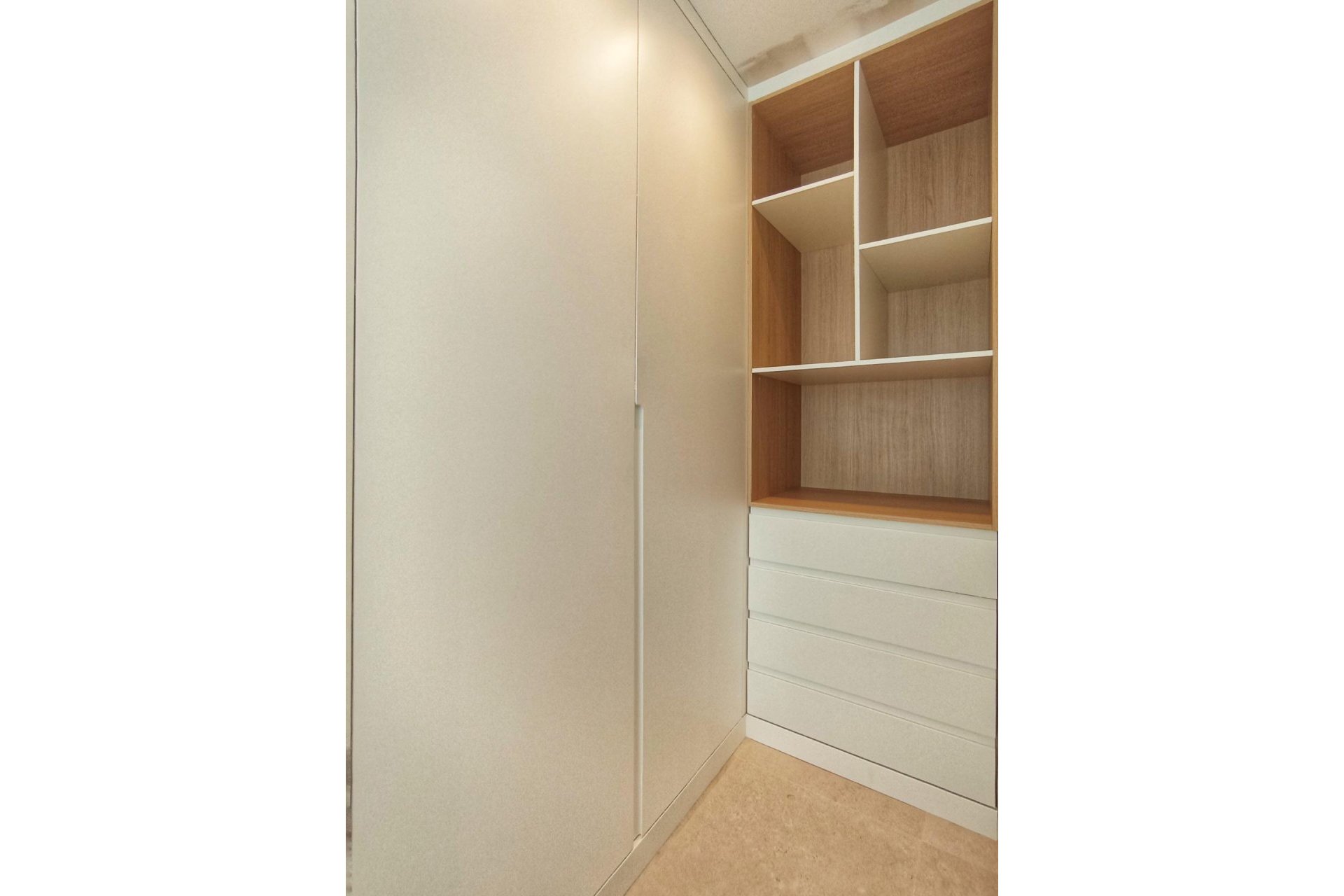 Obra nueva - Bungalow -
Dolores - Sector 3
