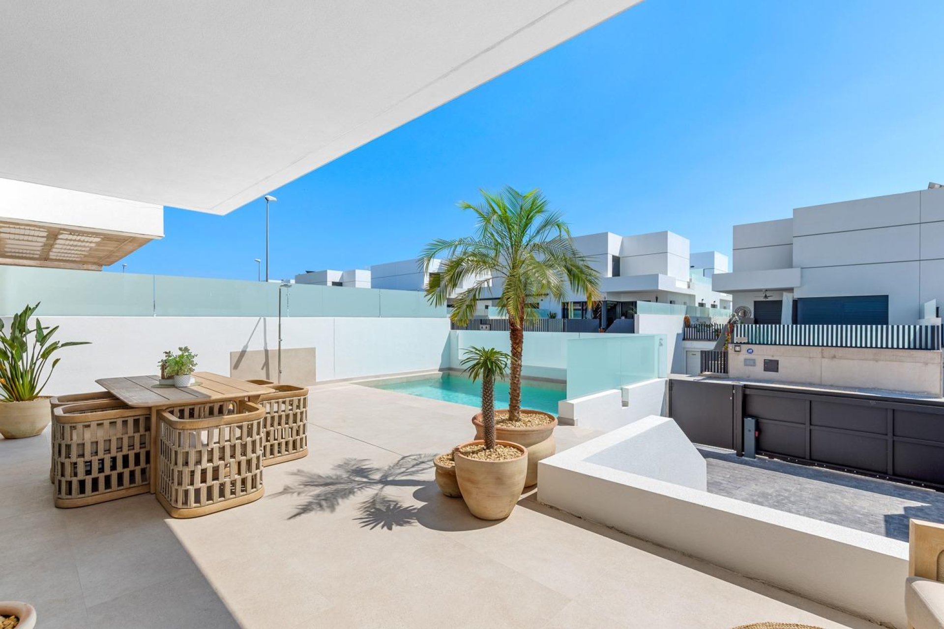 Obra nueva - town house -
Dolores - Sector 3