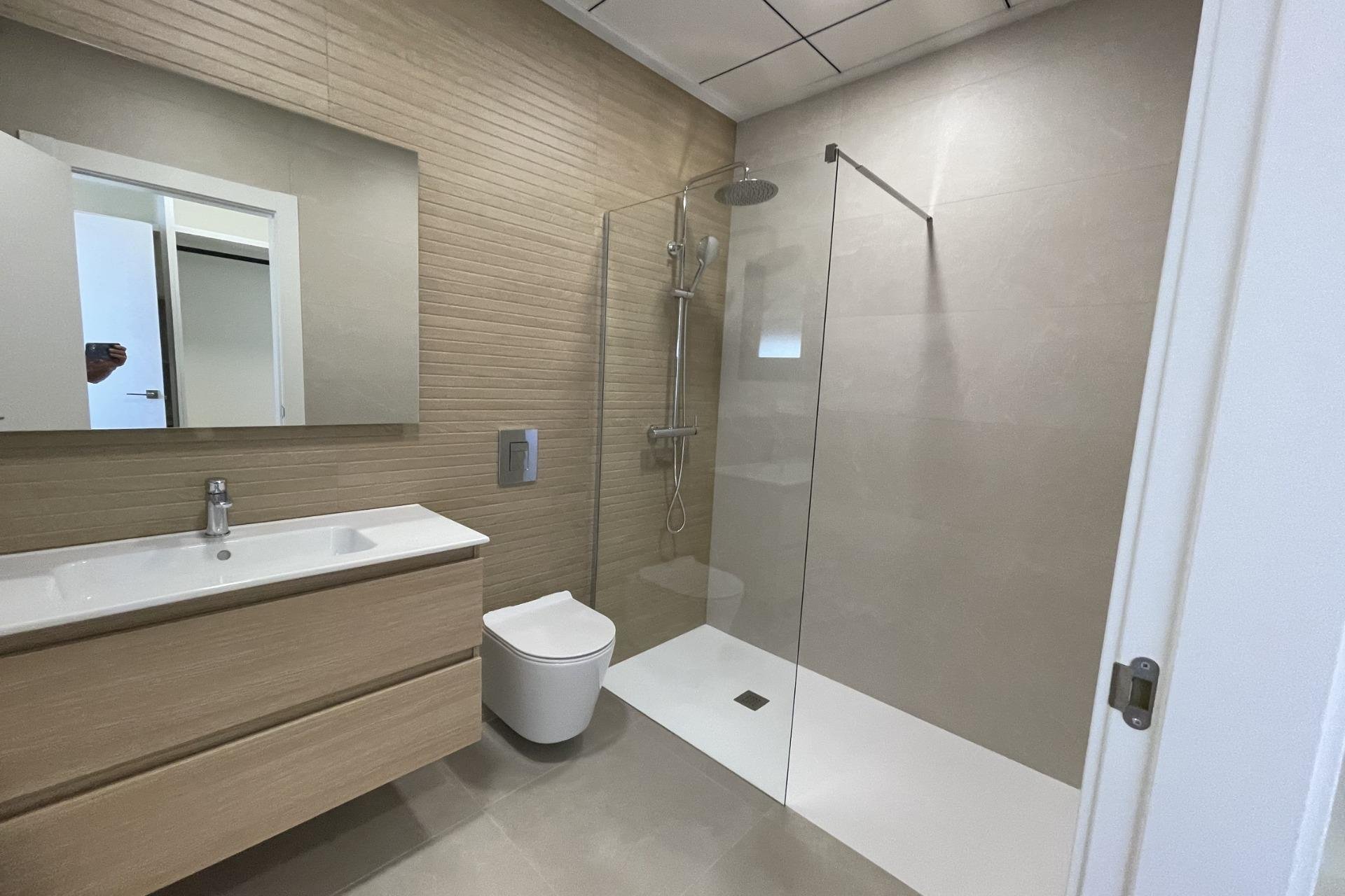 Obra nueva - Villa -
Almoradí - Heredades