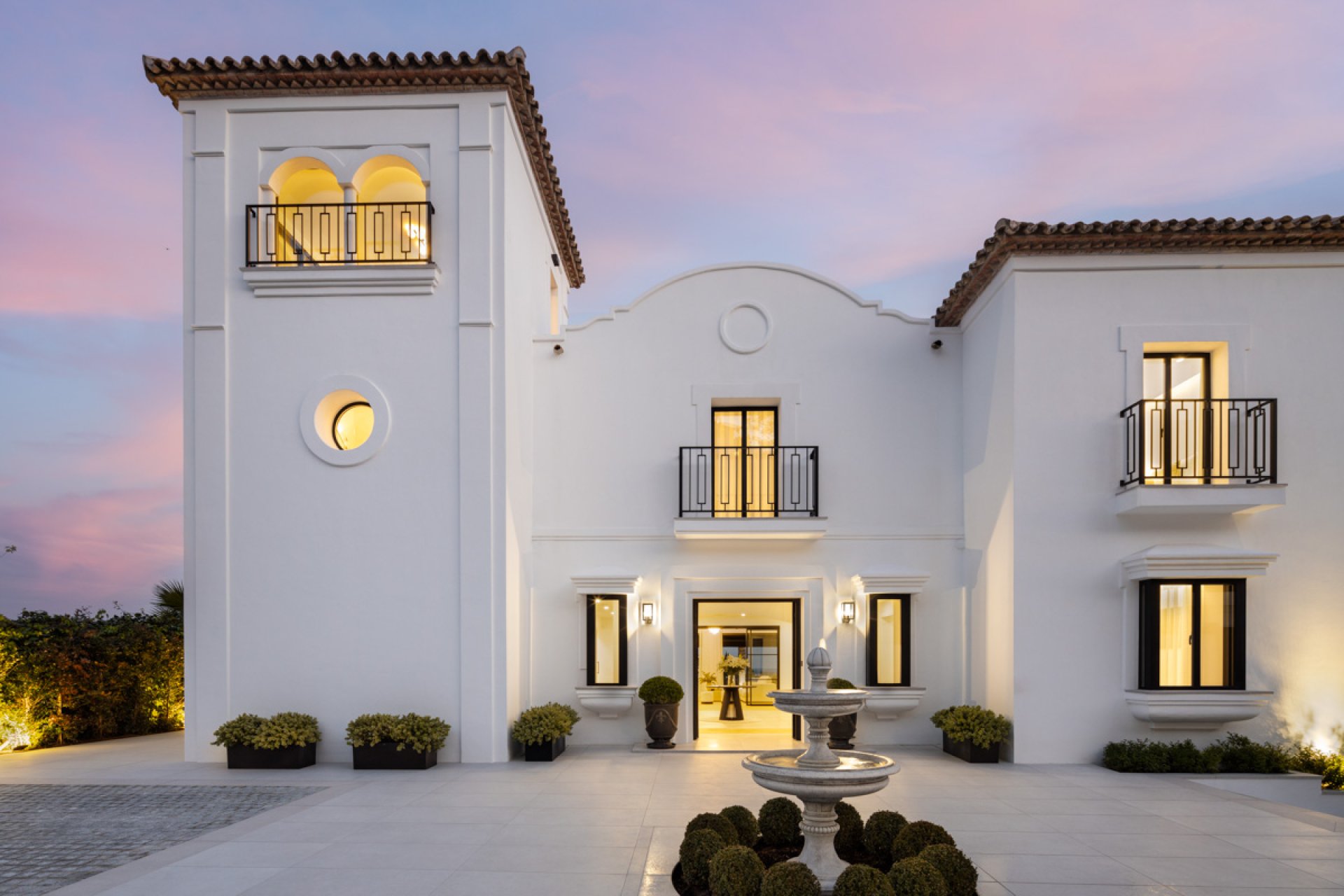 Obra nueva - Villa -
Benahavís