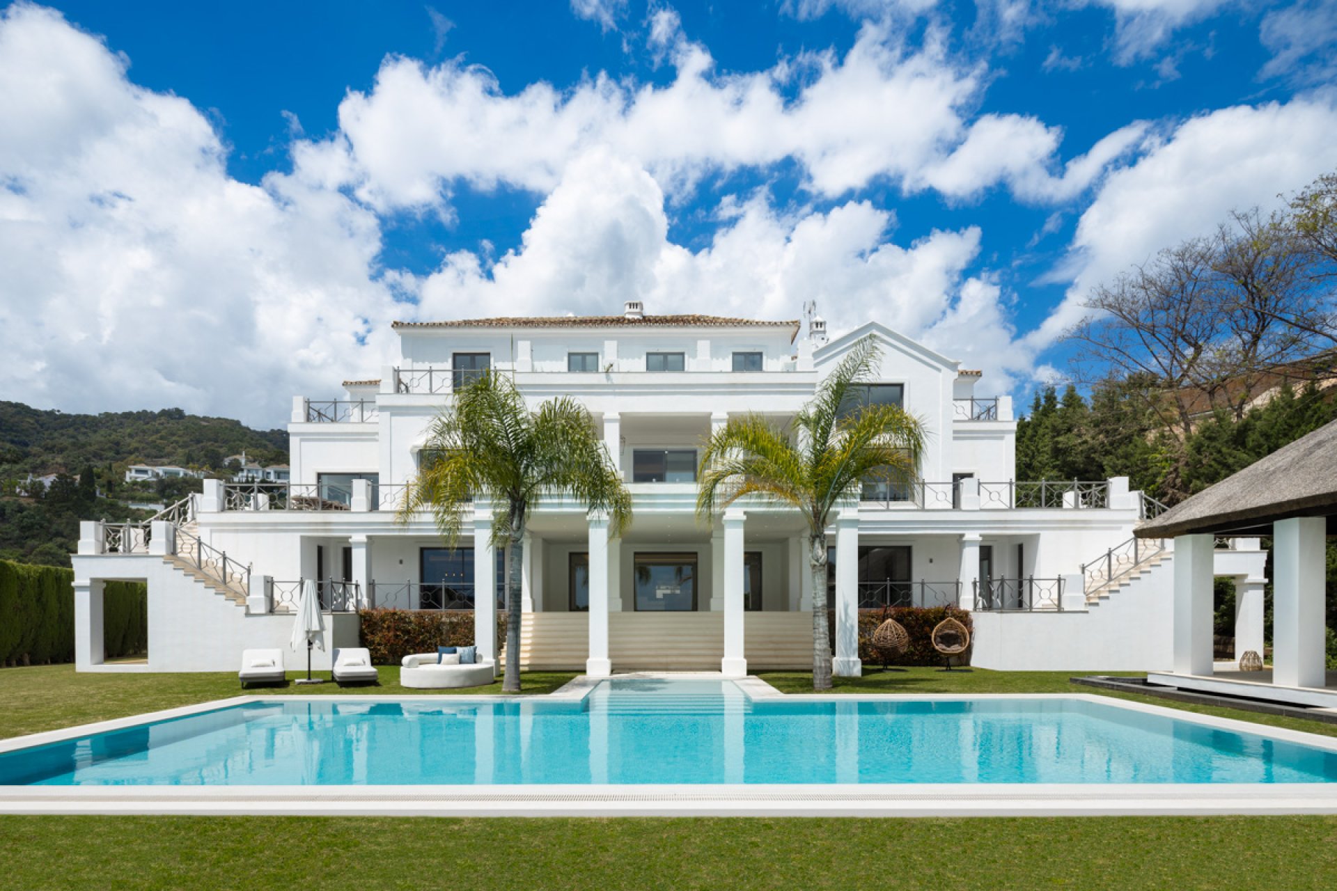 Obra nueva - Villa -
Benahavís