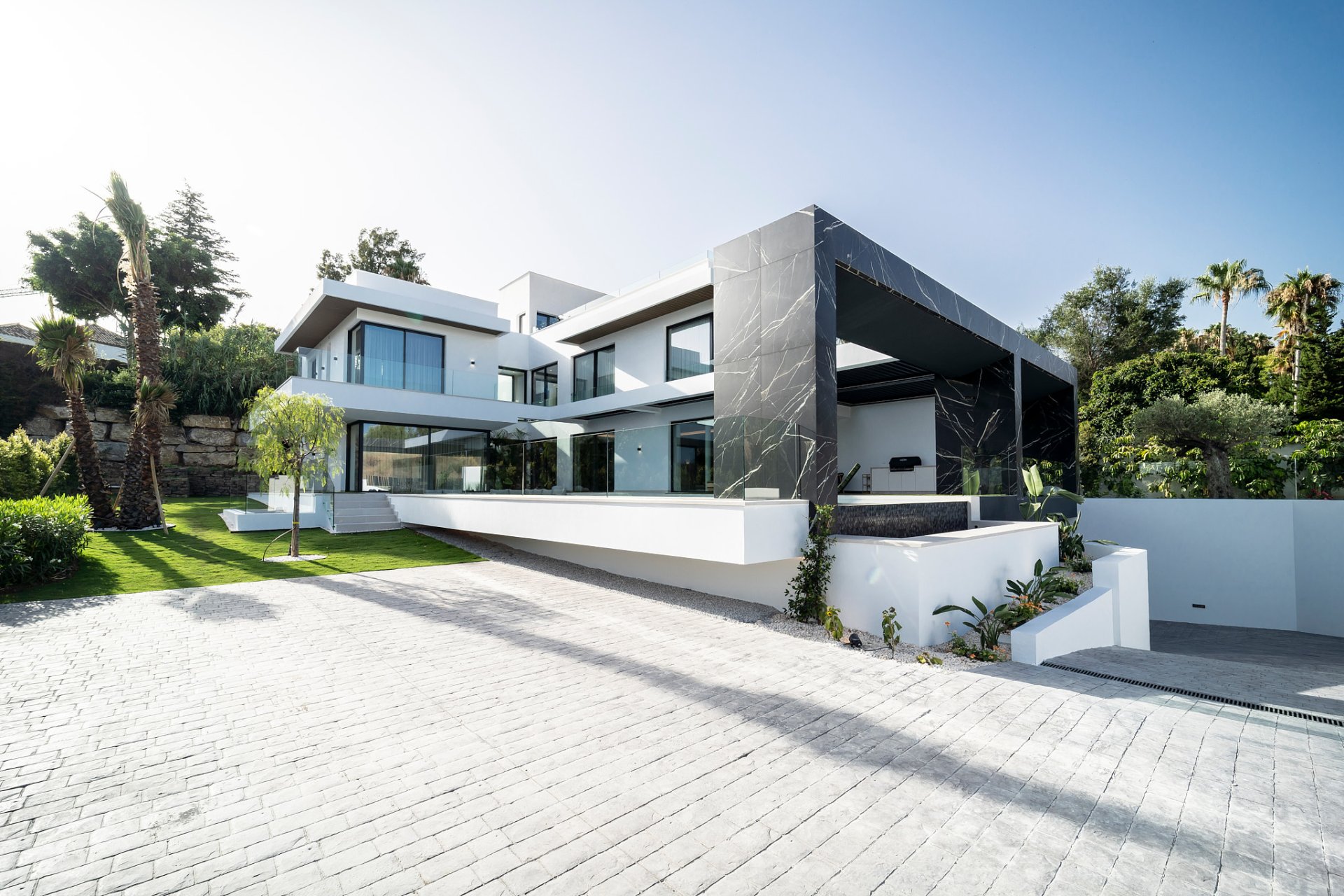 Obra nueva - Villa -
Benahavís