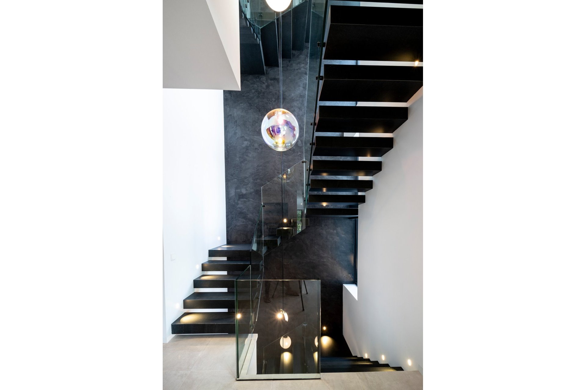 Obra nueva - Villa -
Benahavís