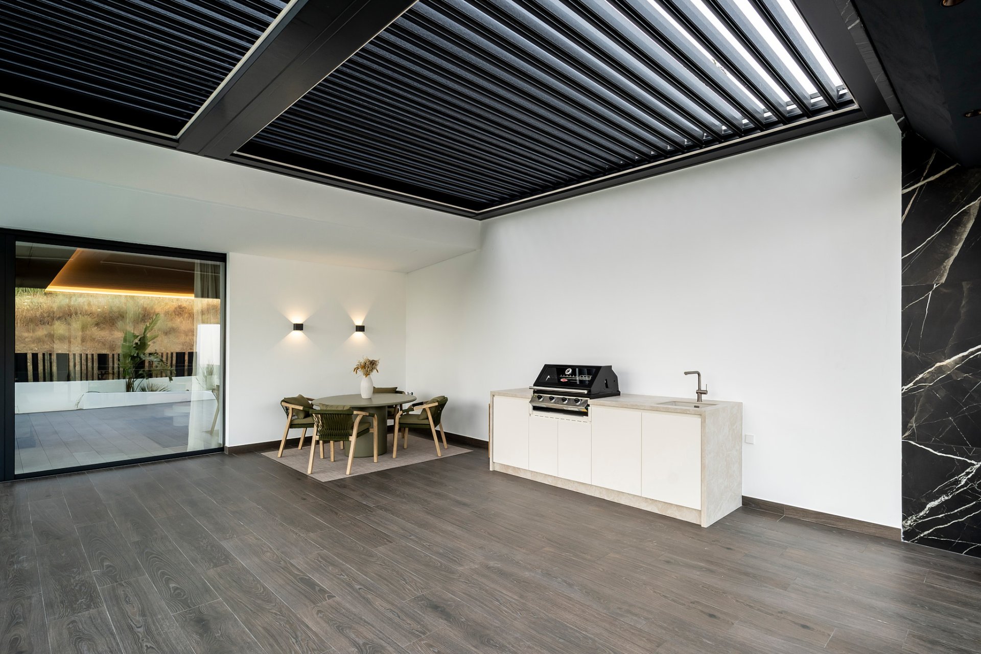 Obra nueva - Villa -
Benahavís