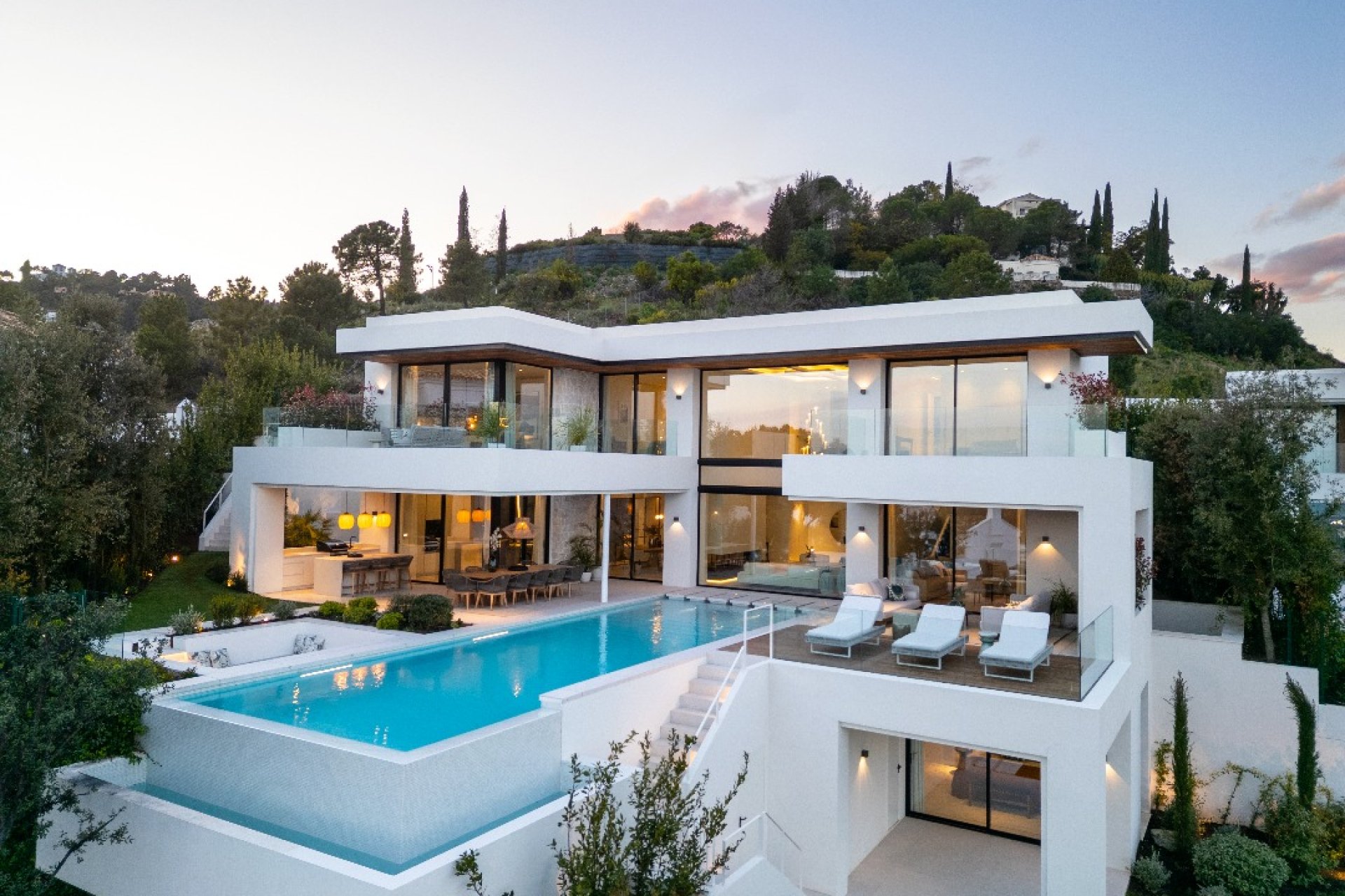 Obra nueva - Villa -
Benahavís