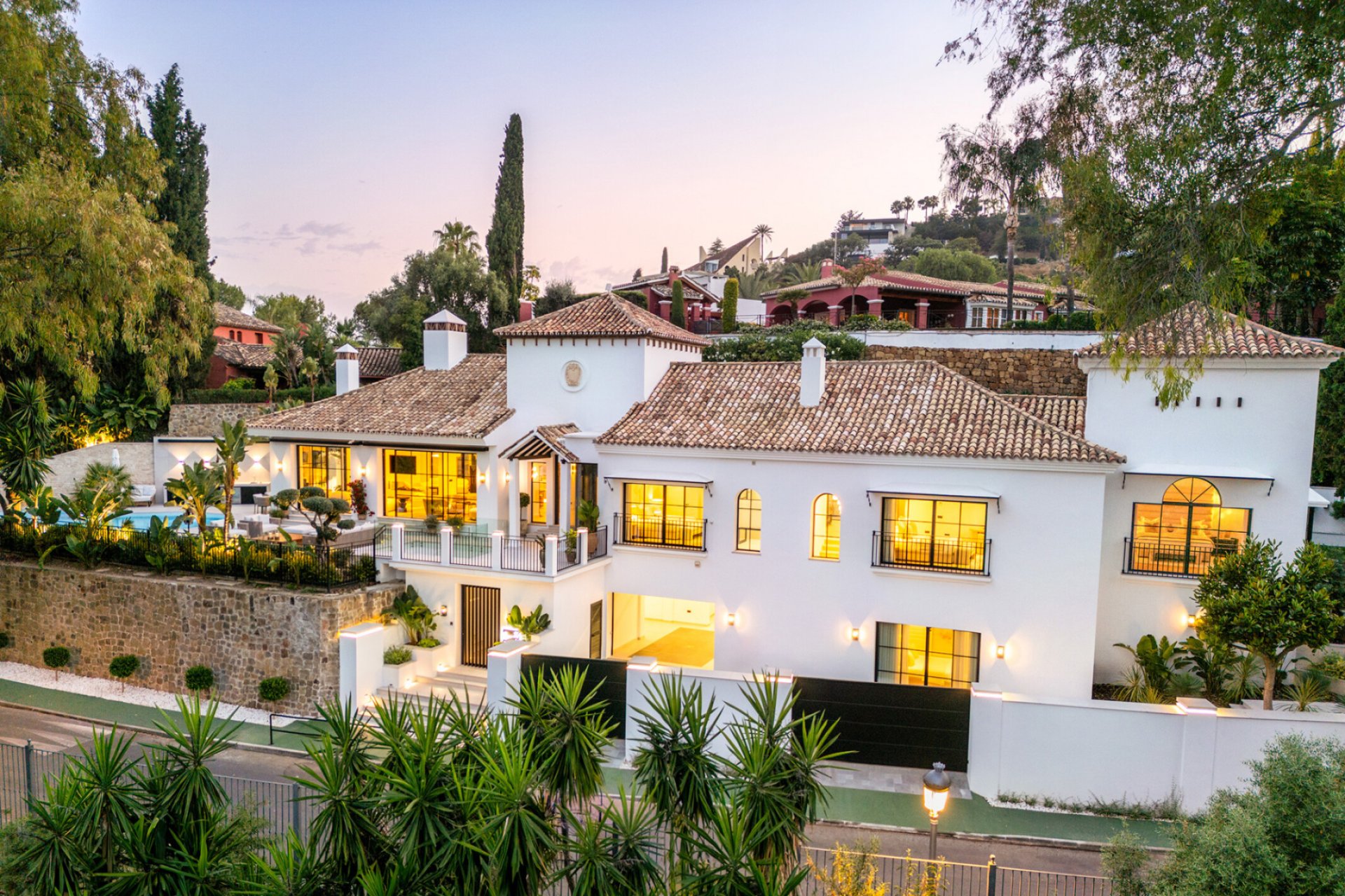 Obra nueva - Villa -
Benahavís