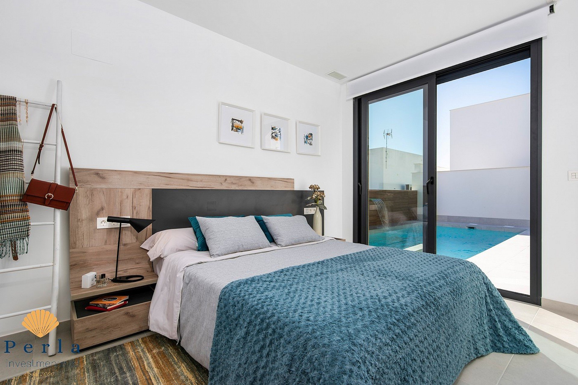 Obra nueva - Villa -
Benijofar