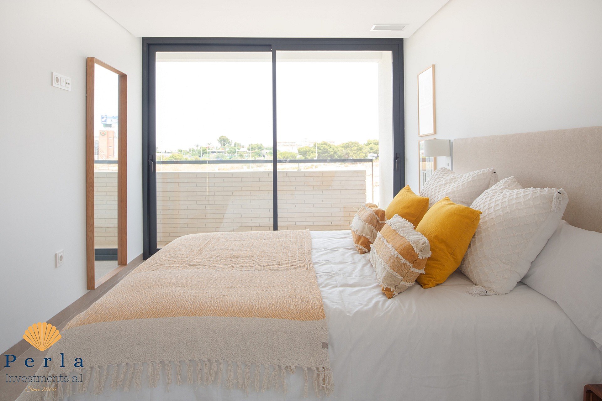 Obra nueva - Villa -
Campoamor
