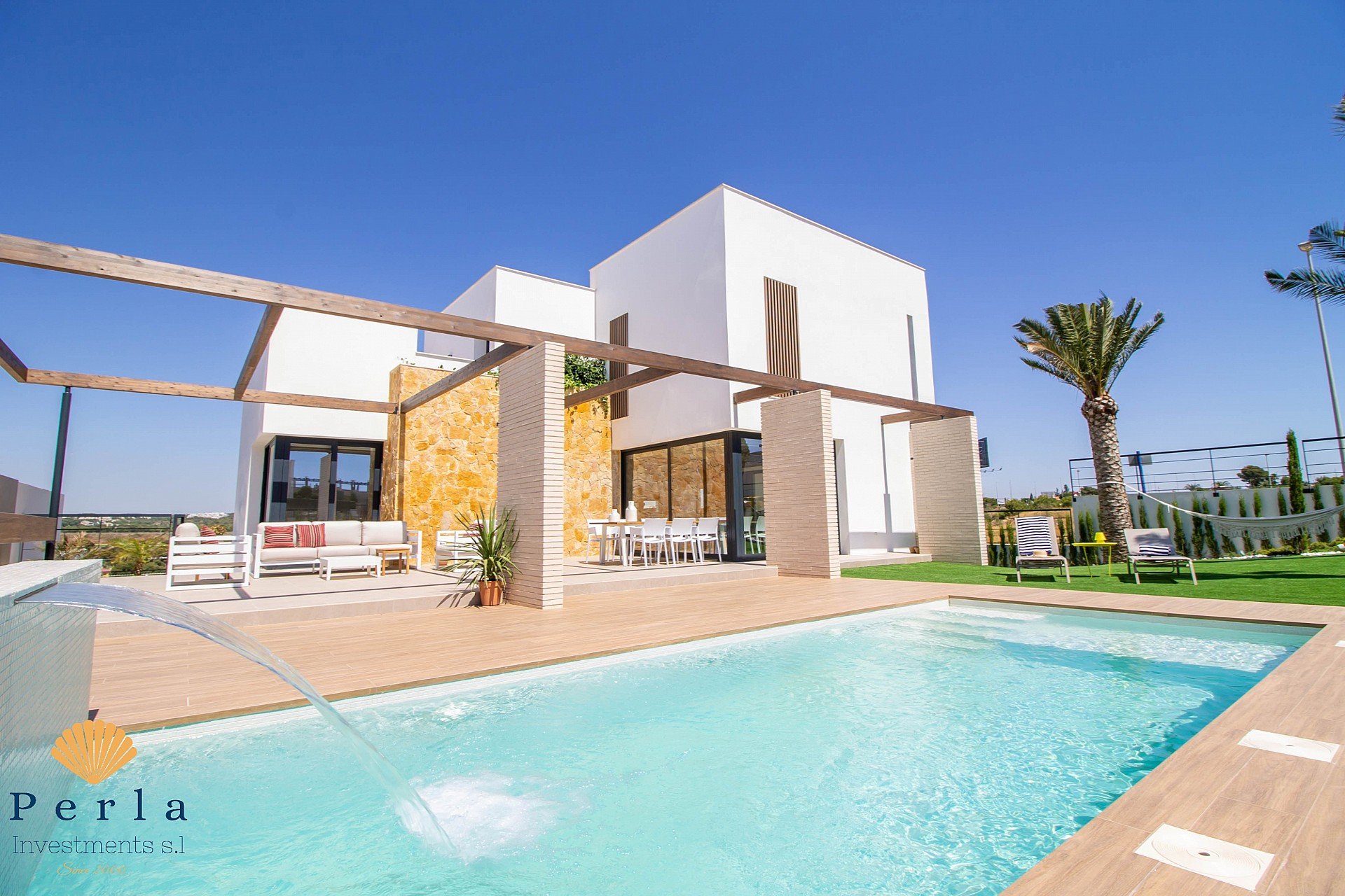 Obra nueva - Villa -
Campoamor