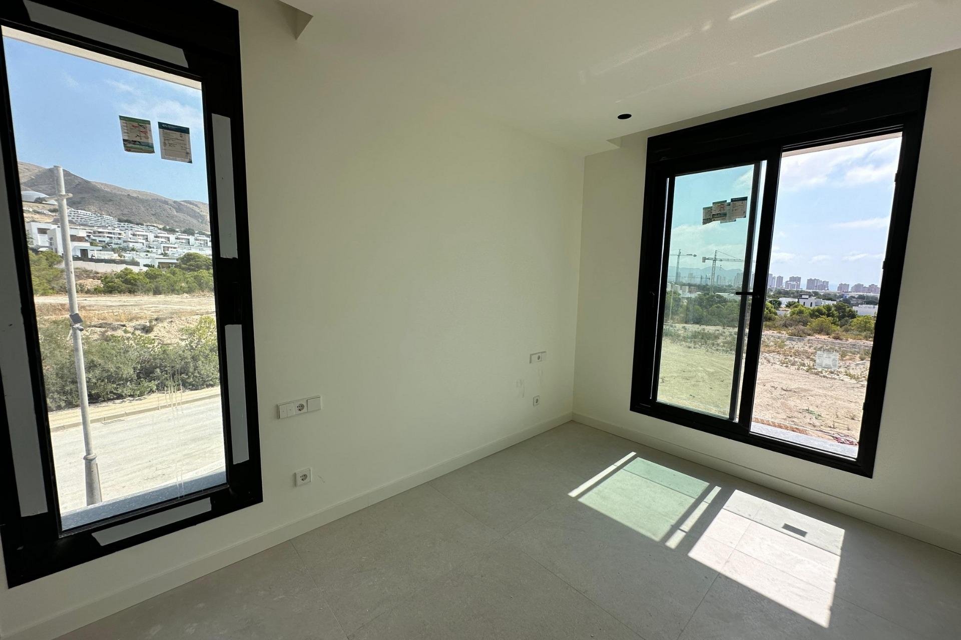 Obra nueva - Villa -
Finestrat - Campana Garden