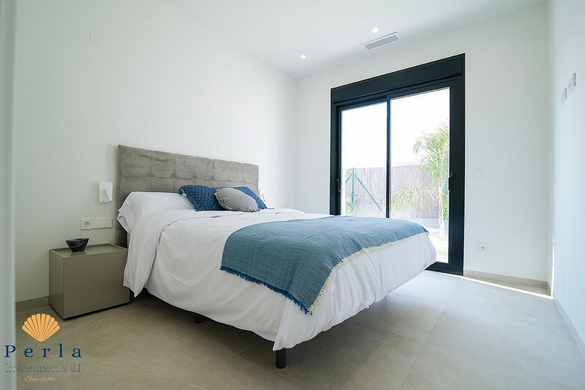 Obra nueva - Villa -
Los Montesinos