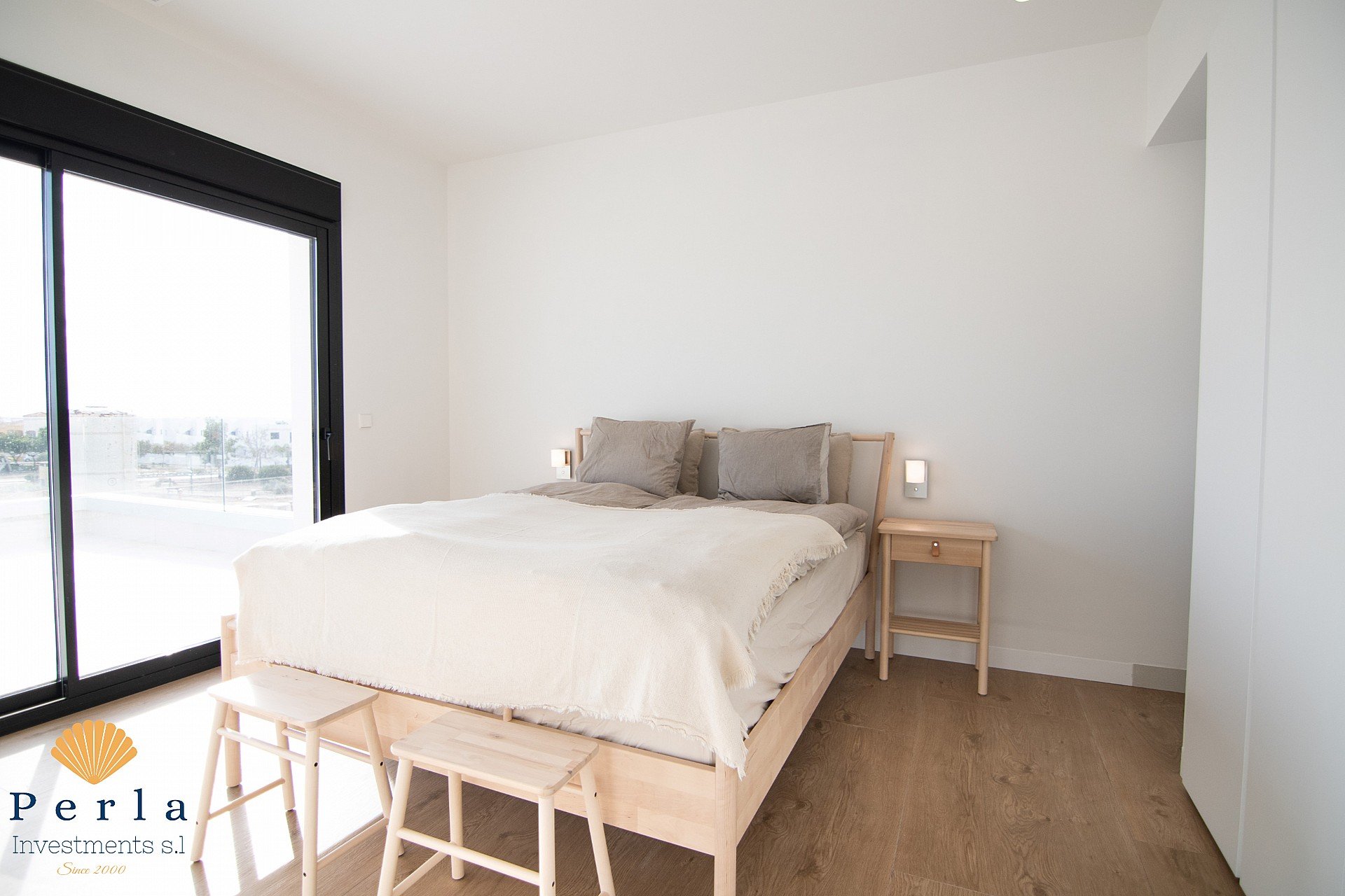 Obra nueva - Villa -
Los Montesinos