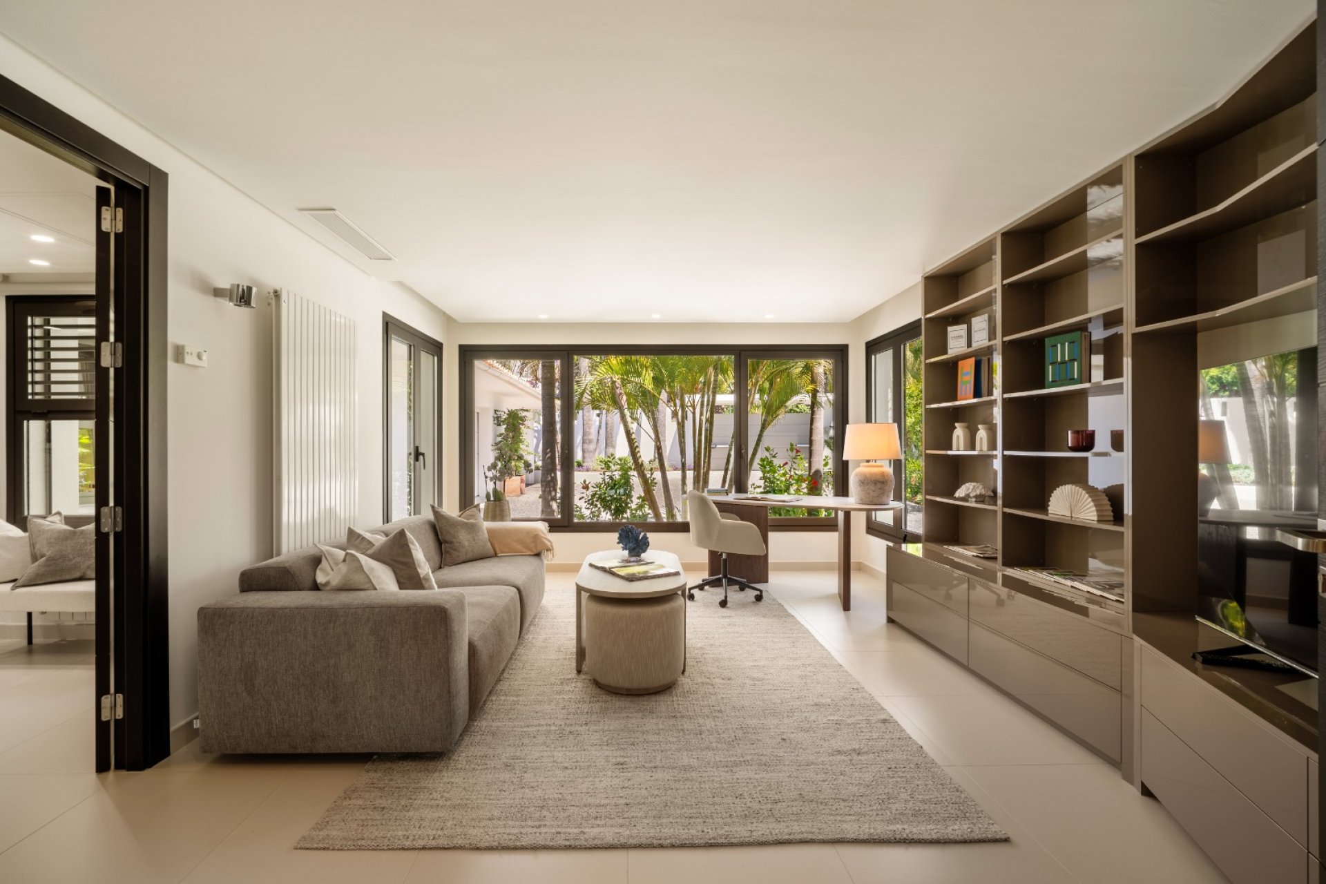 Obra nueva - Villa -
Marbella