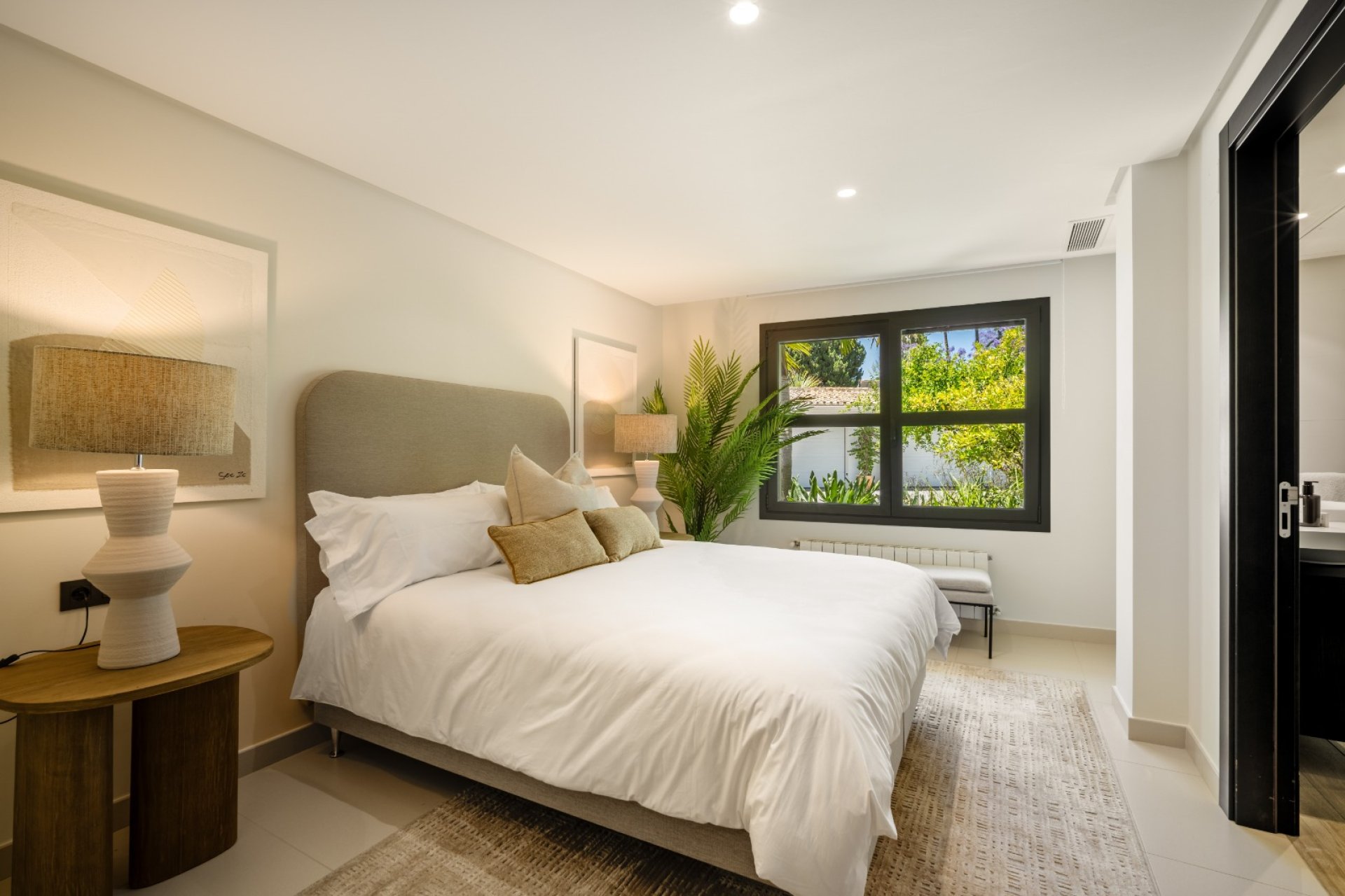 Obra nueva - Villa -
Marbella