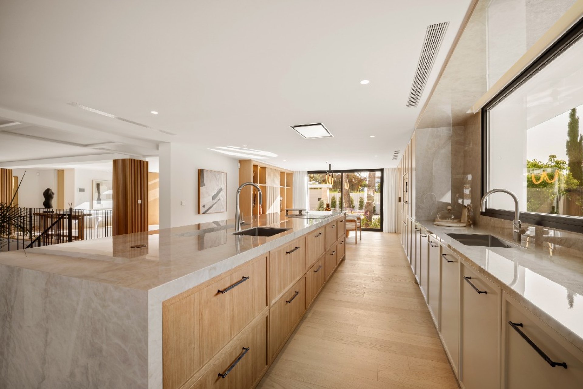 Obra nueva - Villa -
Marbella