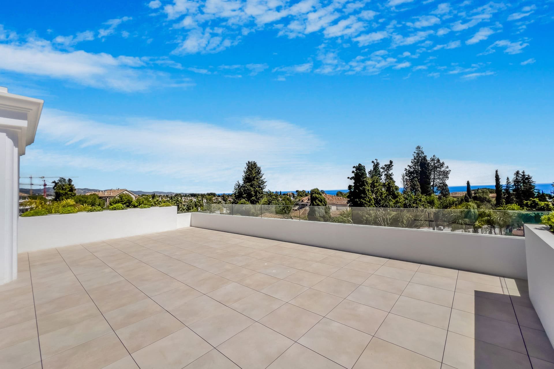 Obra nueva - Villa -
Marbella