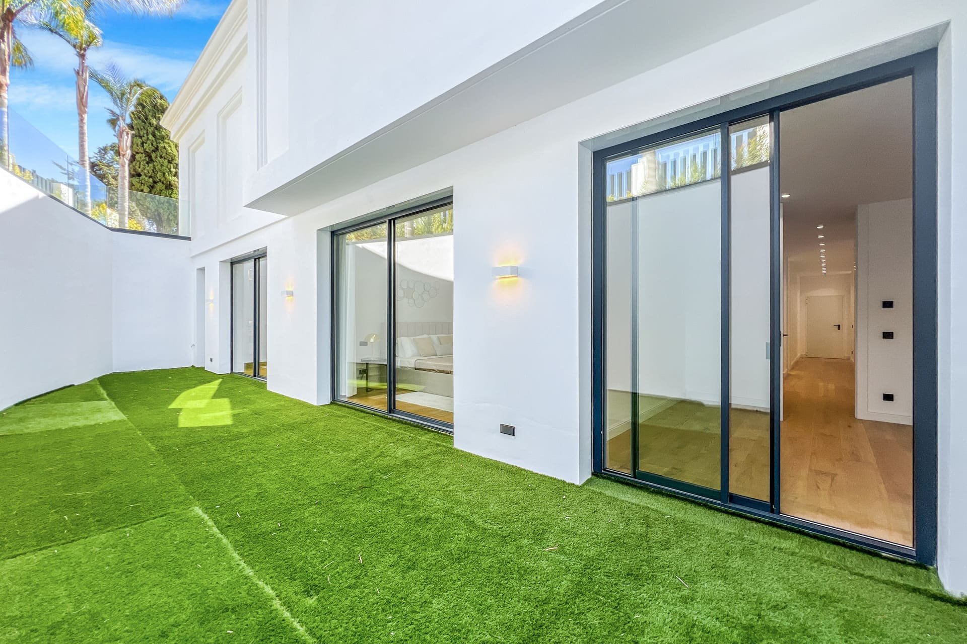 Obra nueva - Villa -
Marbella