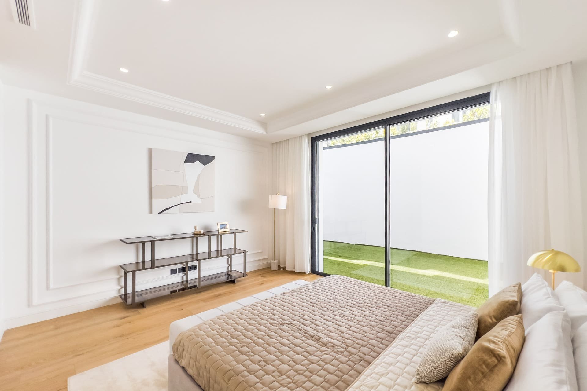 Obra nueva - Villa -
Marbella