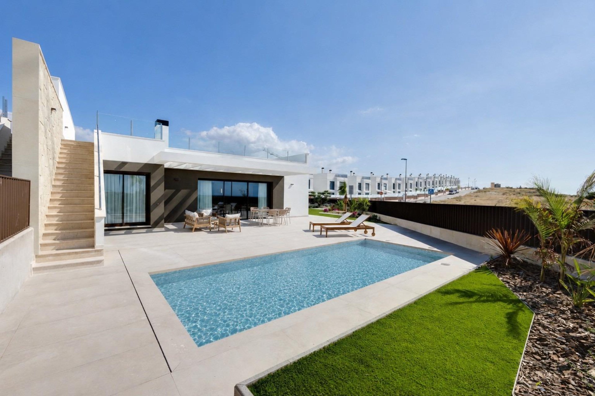 Obra nueva - Villa -
Mutxamel - Cotoveta