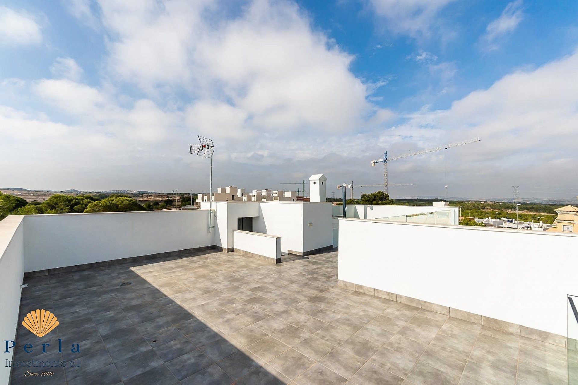 Obra nueva - Villa -
Villamartin